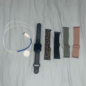 Apple Watch SE 40mm Aluminum